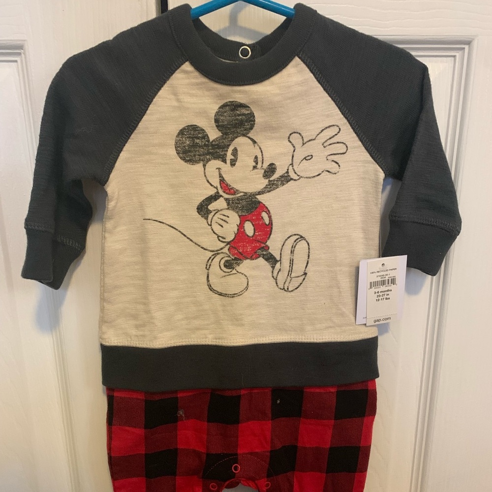 Brand New Mickey Jump from the GAP
